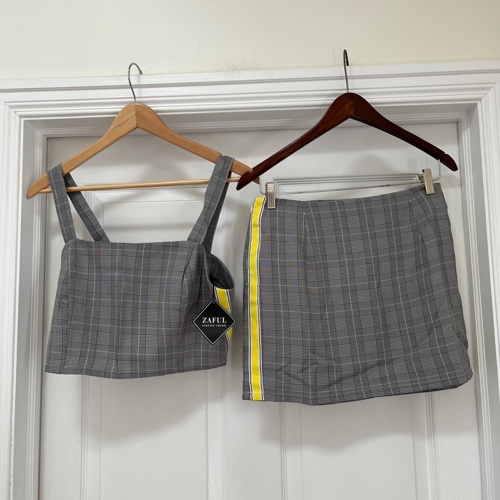 NWT Zaful skirt and crop top set size large